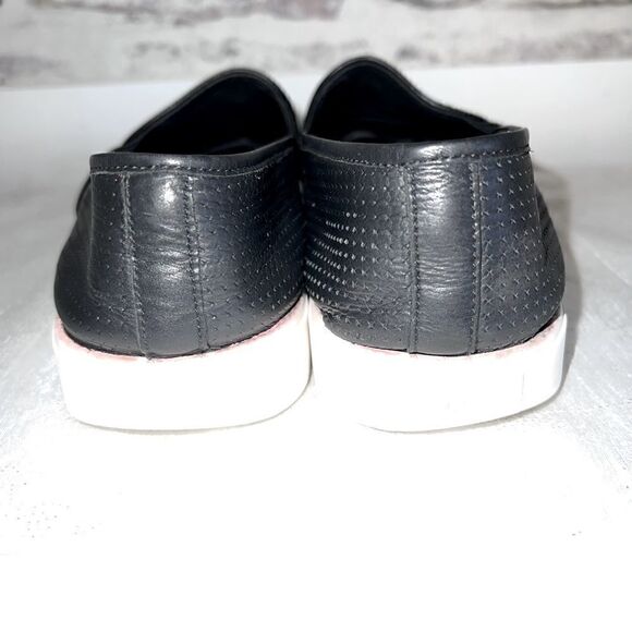 Vince Perforated Blair Slip on Calf Leather Shoe Sneakers Womens Sz 9.5 - Picture 3 of 7